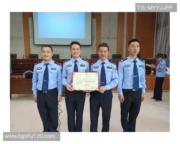 重庆羽毛球队如何通过比赛经验变革提升竞技水平与团队协作能力