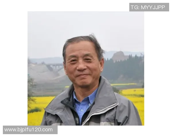 黄丽专访：从绿茵场到人生舞台的精彩历程回顾