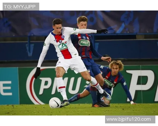 足球明星精彩瞬间回顾精彩比赛视频集锦带你领略绿茵场上的巅峰对决