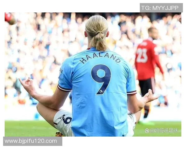 足球明星坐板凳时的精彩瞬间与幕后故事视频合集 足球明星坐板凳时的精彩瞬间与幕后故事视频合集